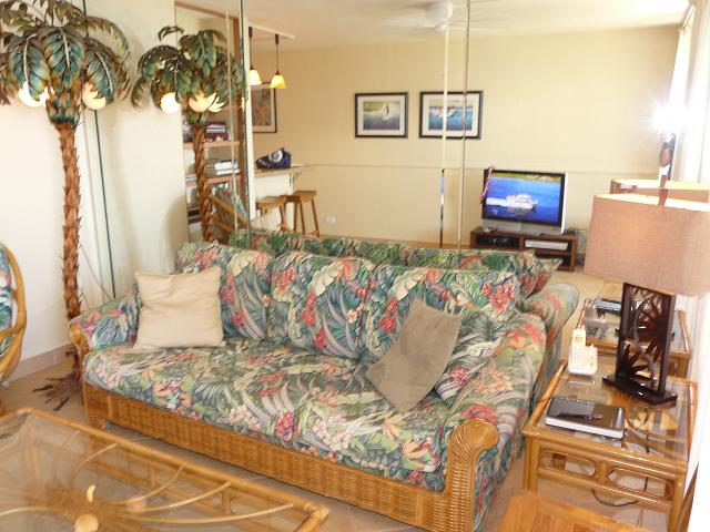 IS110LivingRoom